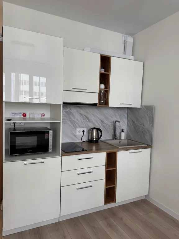 Уютная светлая студия в центре