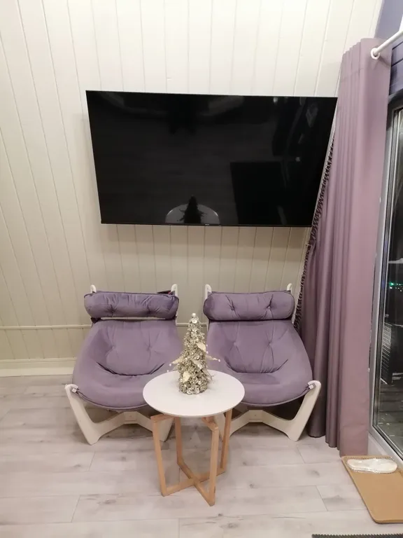 Романтический отдых в доме на границе с лесом