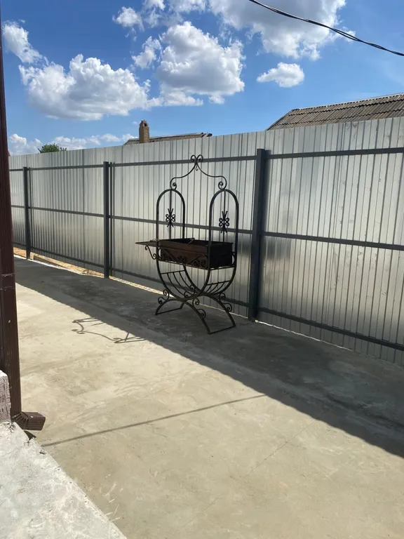 Коттедж Уютный домик в центре города — Элиста