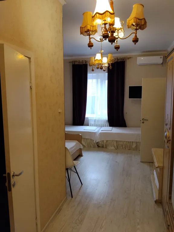 Дом замок с видом на море и горы