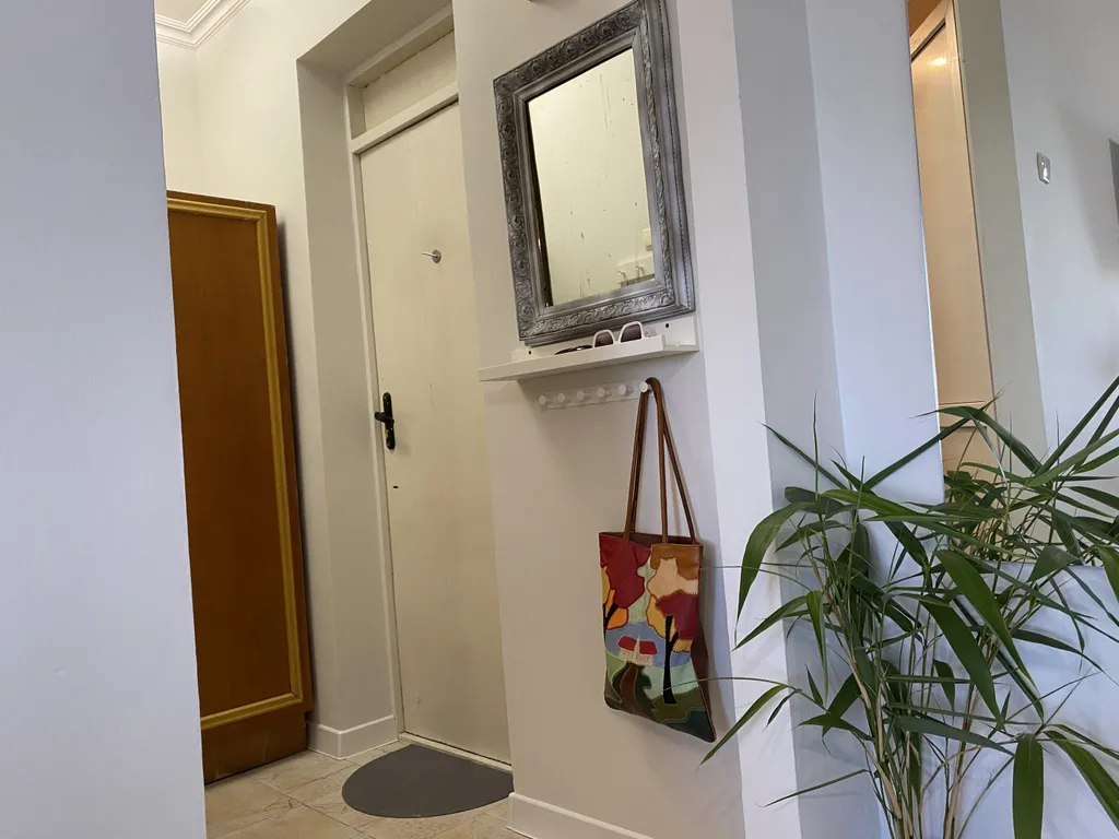 Солнечная, видовая квартира в центре