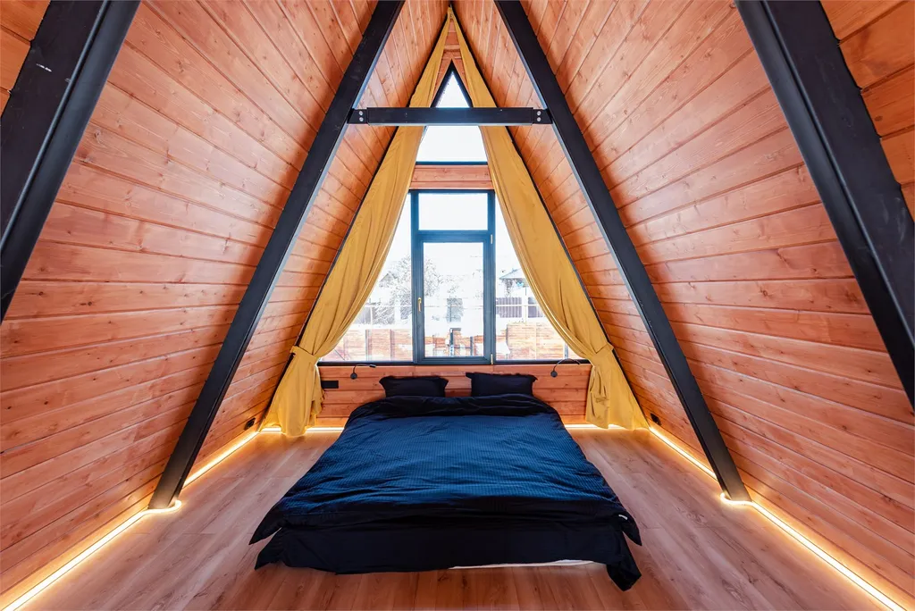 Треугольный дом А-фрейм рица