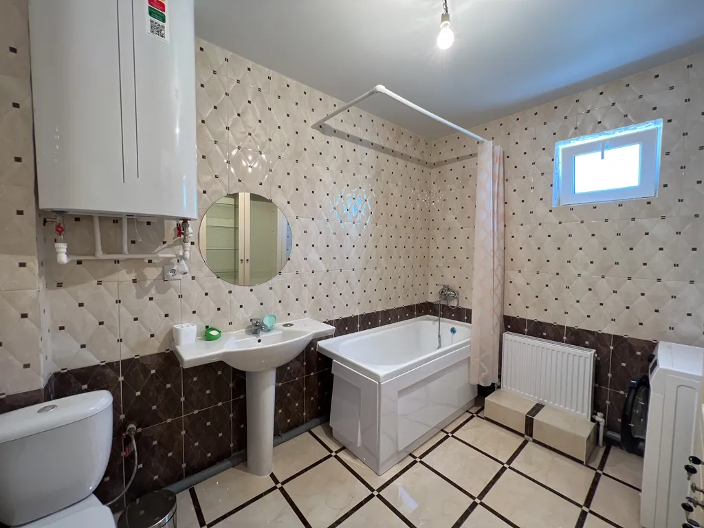 Прекрасный новый дом со всеми удобствами