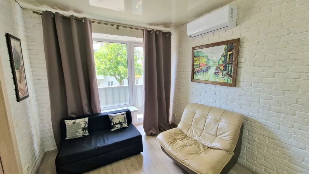 Дизайнерская квартира возле вокзала