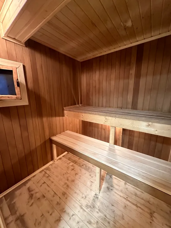 Коттедж Приятный коттедж для отдыха — Левашово