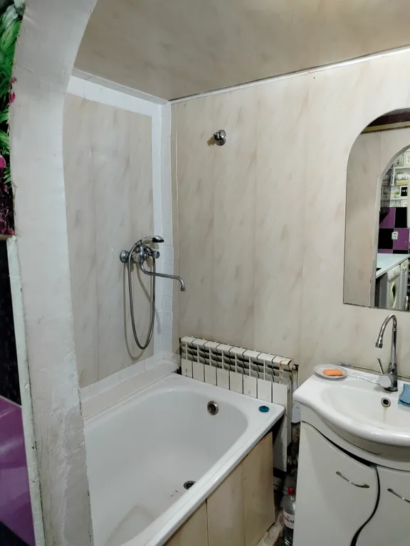 Дом в центре, уютная обстановка, рядом магазины, рестораны, парки