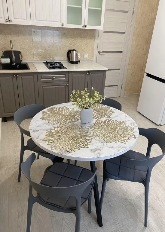 Квартира в новом доме с новой мебелью и техникой