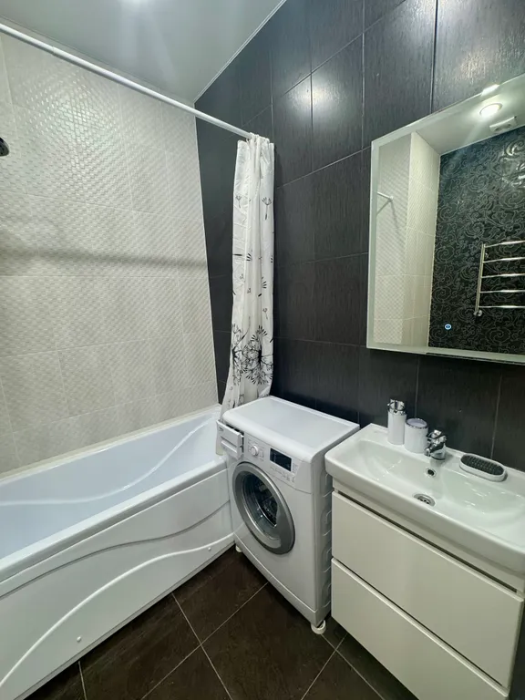 Светлая уютная студия с видом на горы