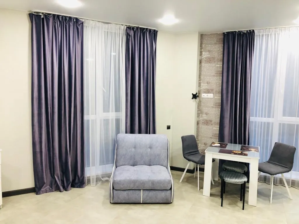 Апартамент с бассейном