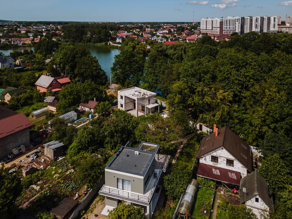 Дом с террасой у озёр в Центральном районе