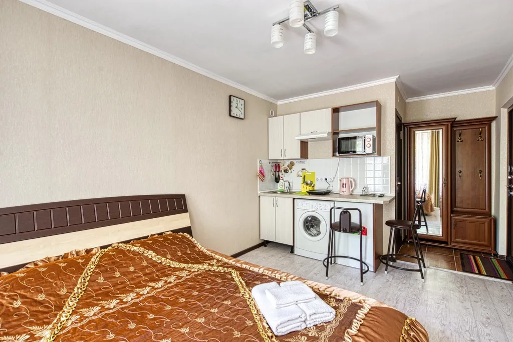 Уютная квартира-студия — аренда посуточно в Алматы