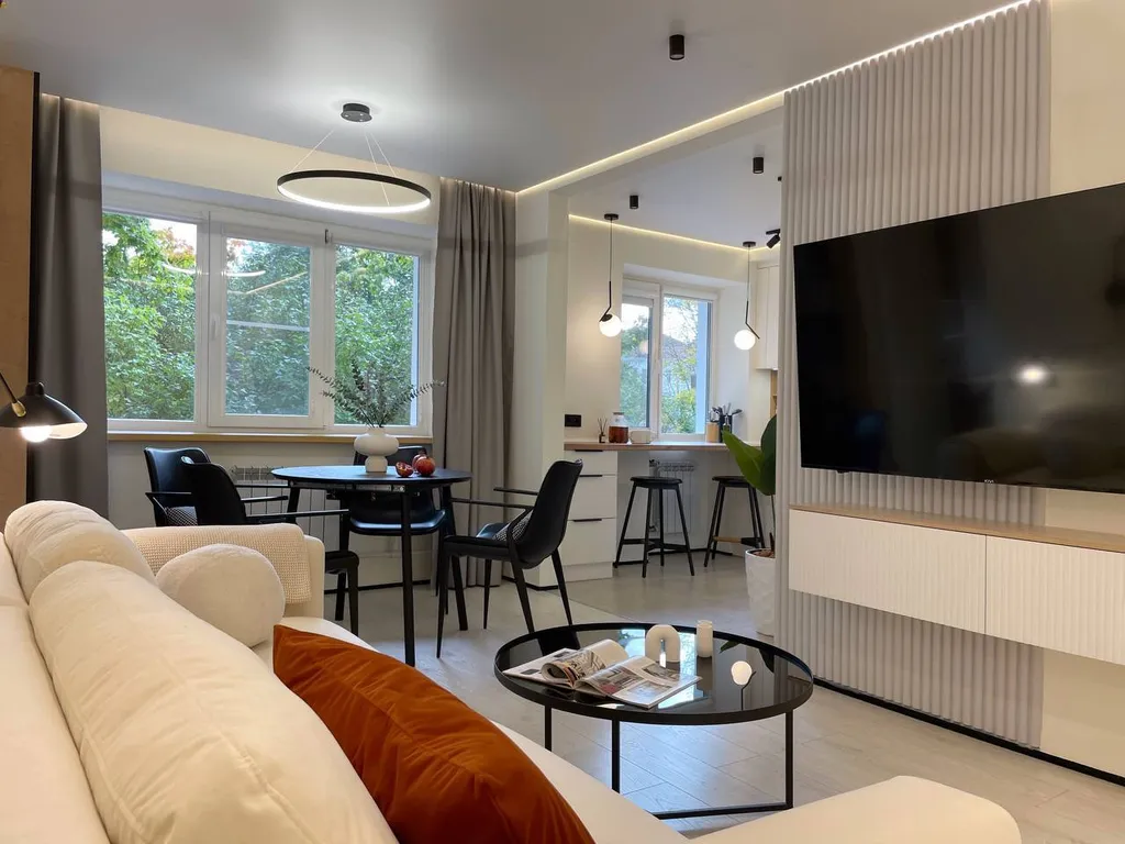 Трёхкомнатная квартира у Кремля в самом центре Великого Новгорода