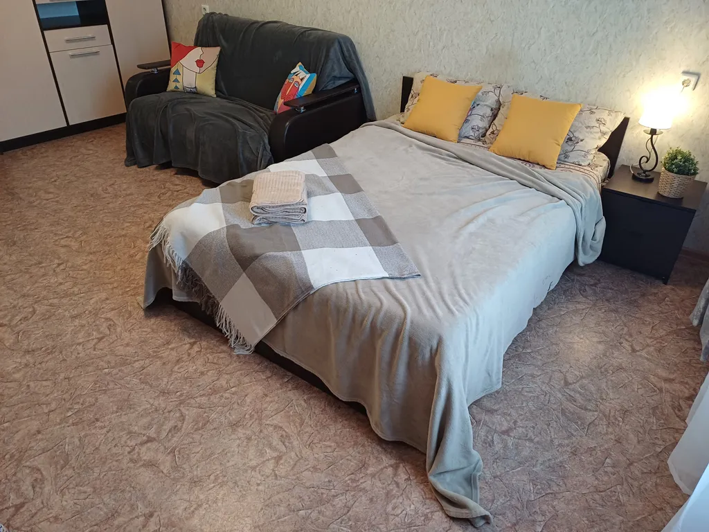 Уютные апартаменты на Бурнаковской