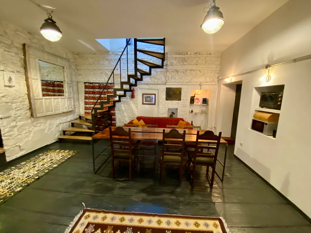 Дом в стиле лофт в Старом Тбилиси