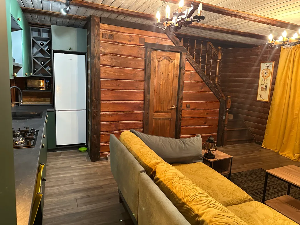 Уютный домик недалеко от моря близ казино Собрание