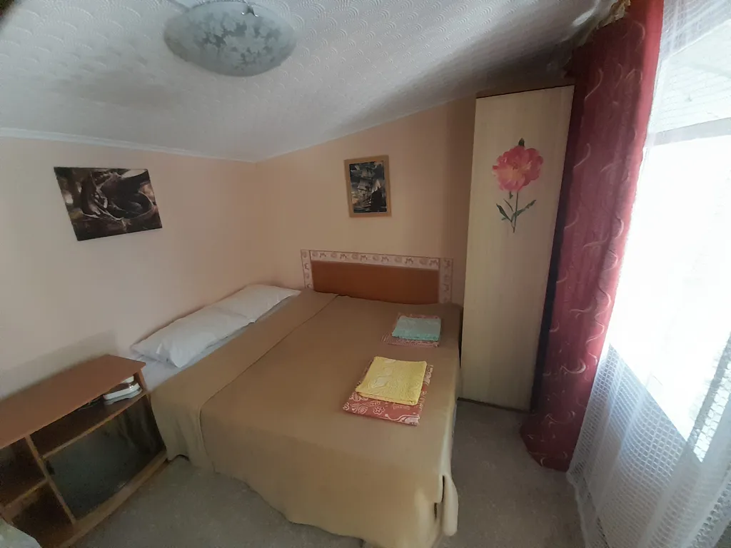 Коттедж Коттедж Уютная дача до 3х гостей с большим двором, 5мин. Ходьбы к морю — Кацивели