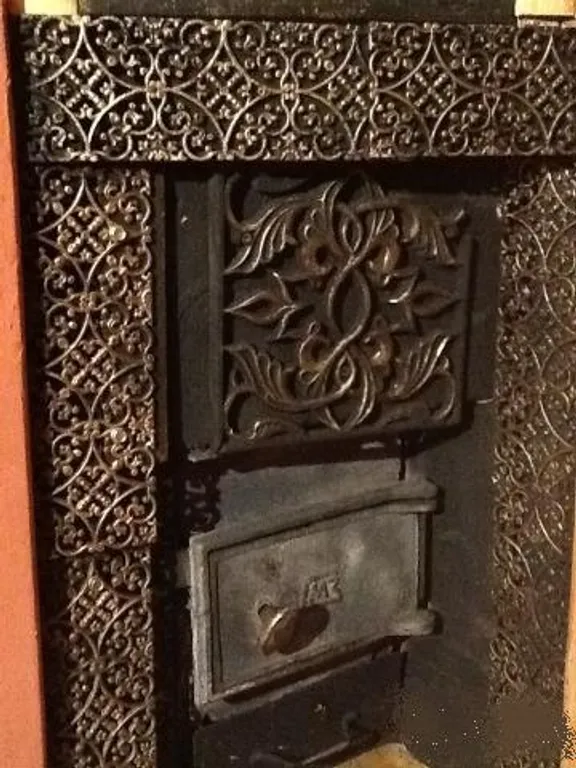 Уютный тёплый домик у леса и озера Шершни