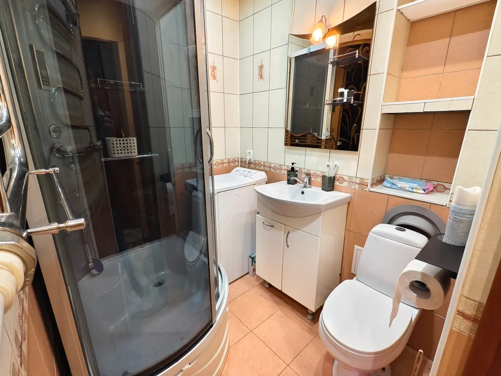 Стильная двухкомнатная квартира в самом центре рядом с рынком