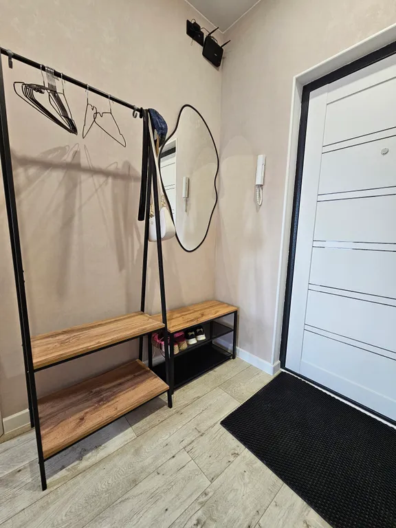 Дизайнерская квартира с посудомоечной машиной и в 10 минутах от центра