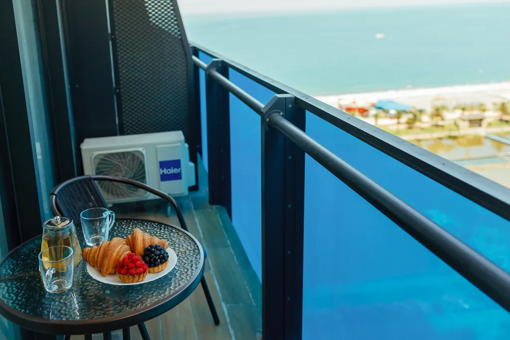 Orbi city view 14-13