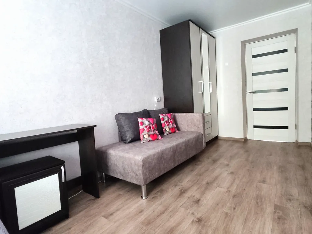 Уютная 3-комнатная квартира на 50 лет Октября