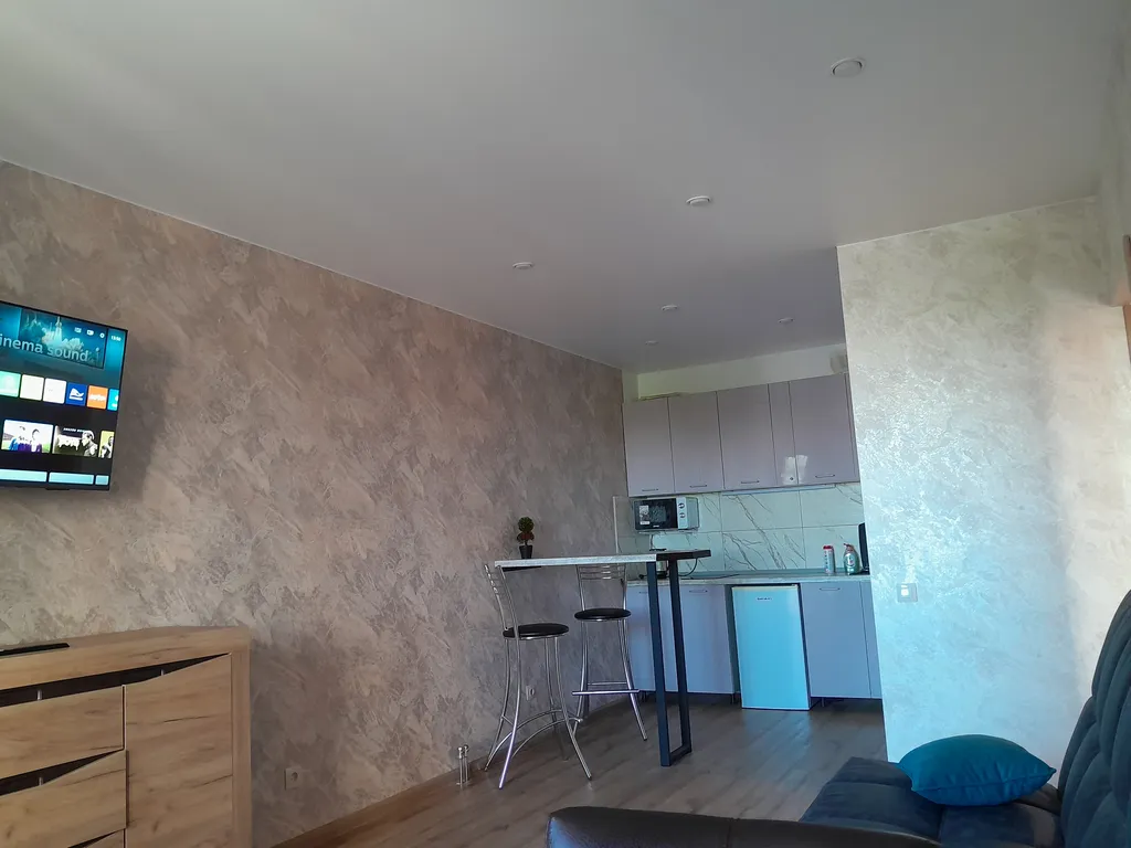 ЖК " Ривер парк " Набережная- Урицкого . Евродвухкомнатная квартира