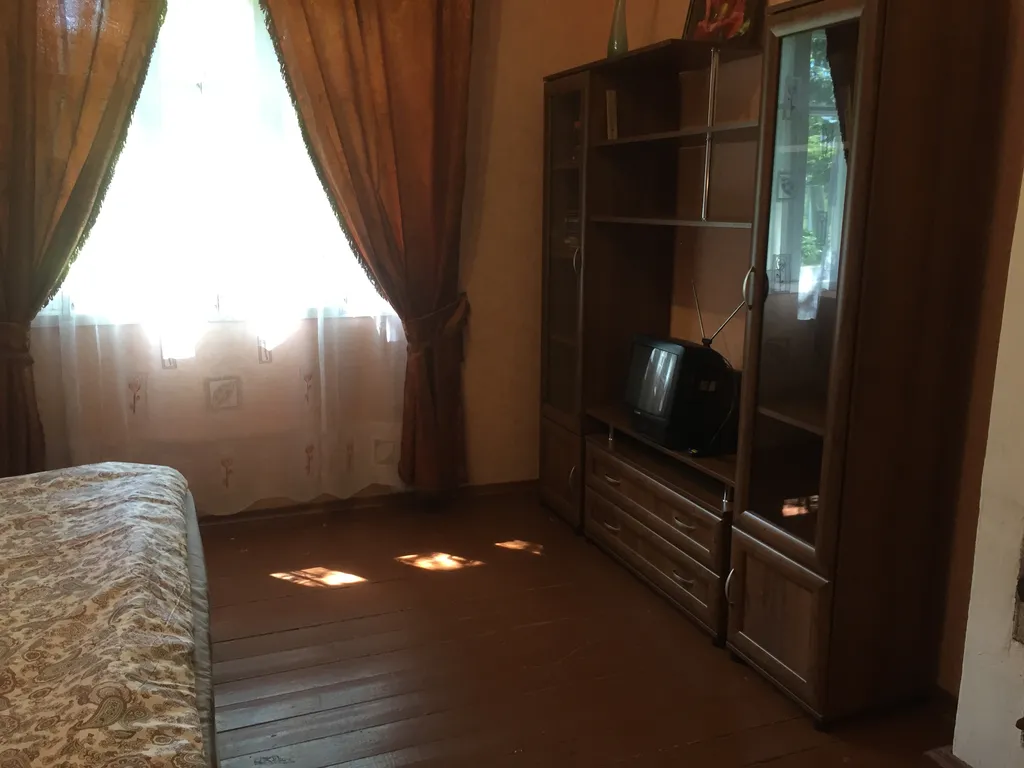 Дом на берегу озера