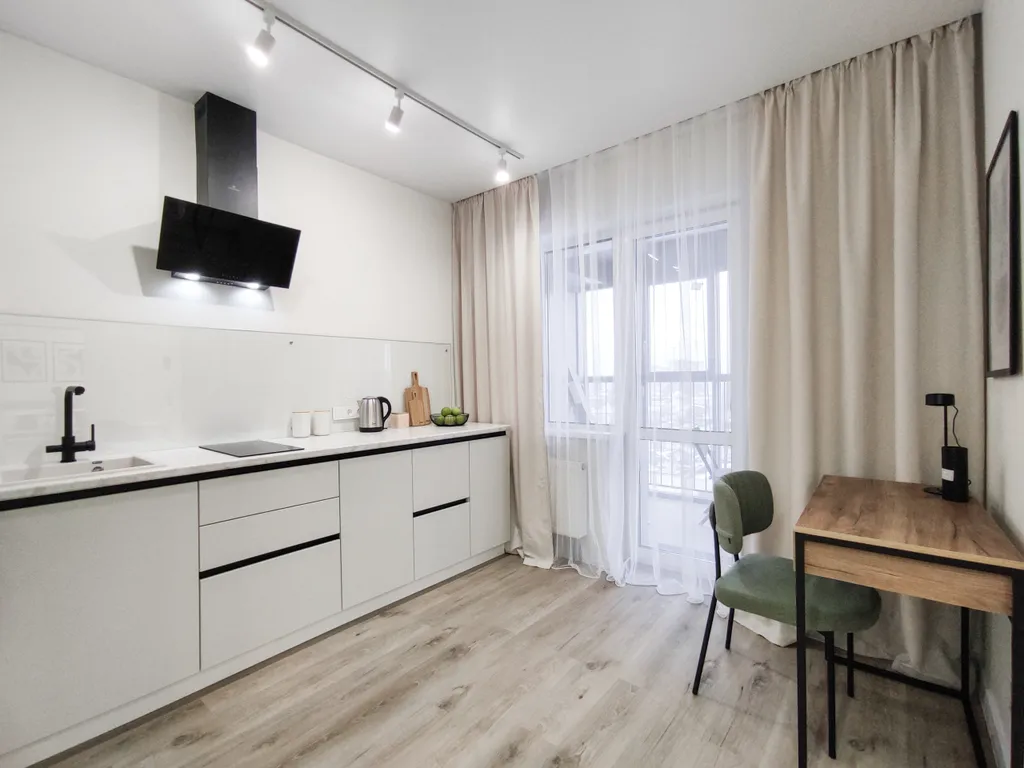 Большая, трехкомнатная квартира в центре Новосибирска