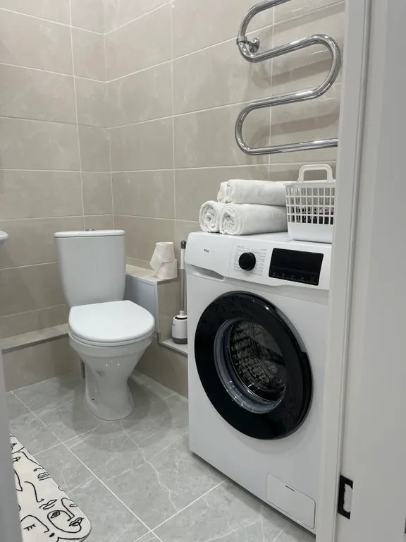 Светлая и уютная квартира с высокими потолками