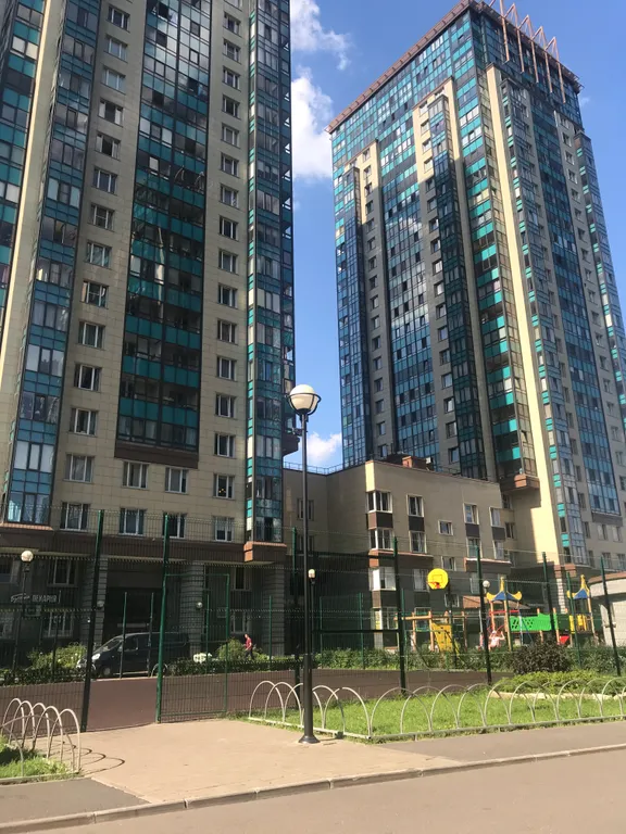 Видовая евродвушка Sakura рядом с парком и метро