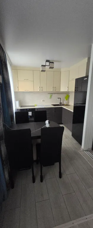 Уютная квартира в хорошем районе рядом с морем