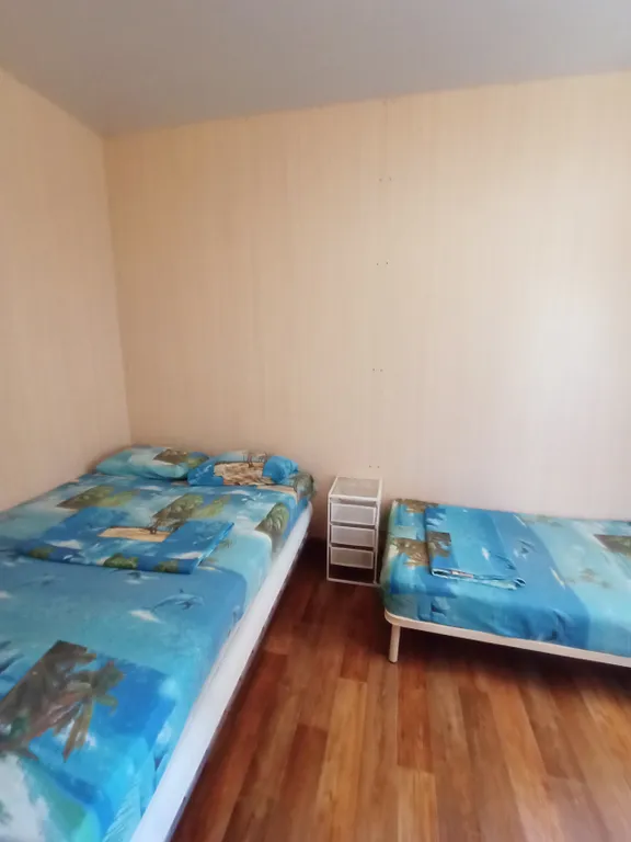 Домик с проходной комнатой