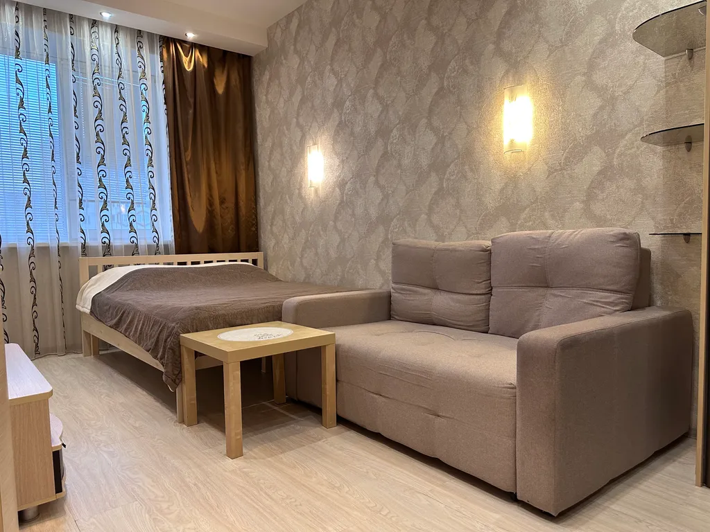 Квартира с высокими потолками, чуть в стороне от суеты/до центра 10мин