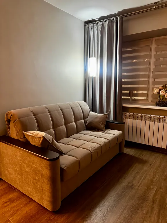 Квартира в бежевых тонах с видом на Поганкины палаты