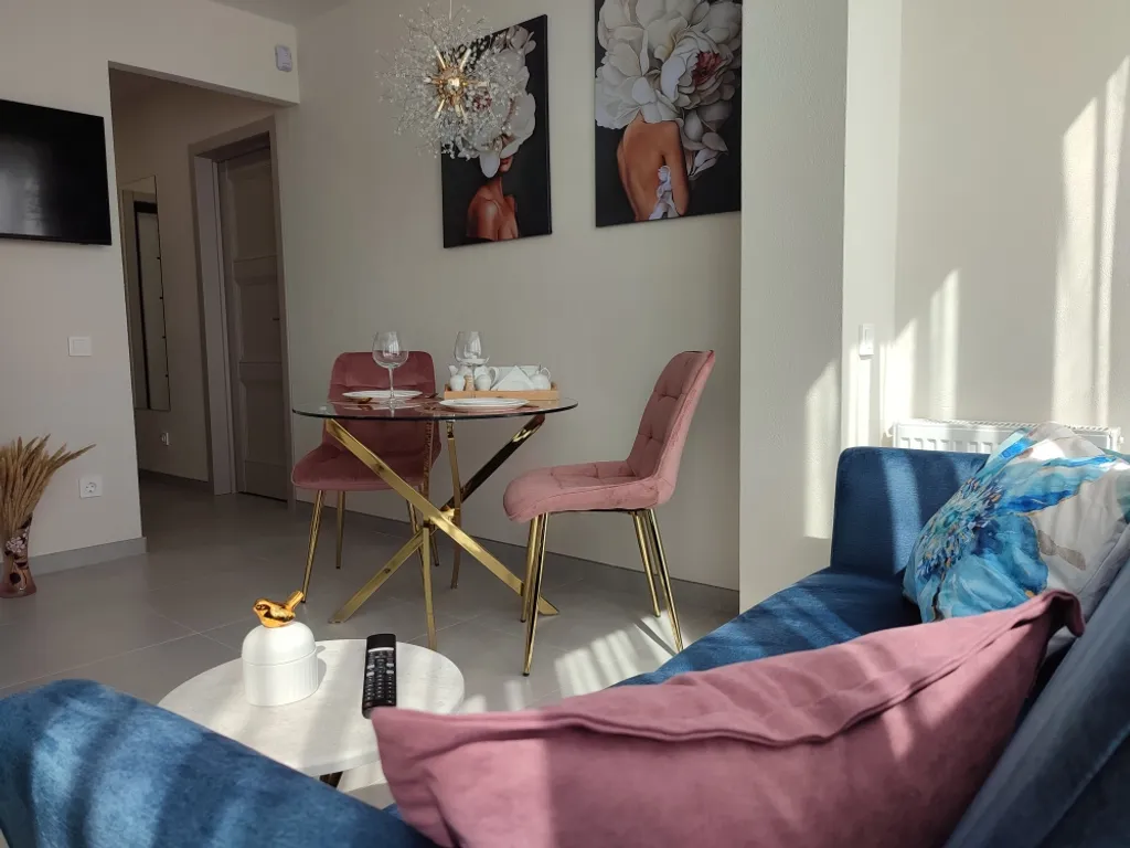 Квартира Апартаменты Pavlin De Luxe рядом с Южным парком — Калининград