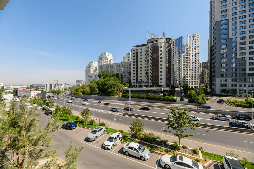 Уютная квартира в центре города Алматы