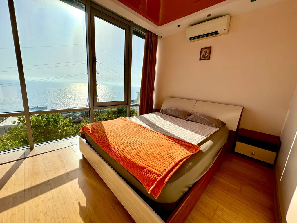 Коттедж Дом с бассейном — аренда посуточно в Сочи