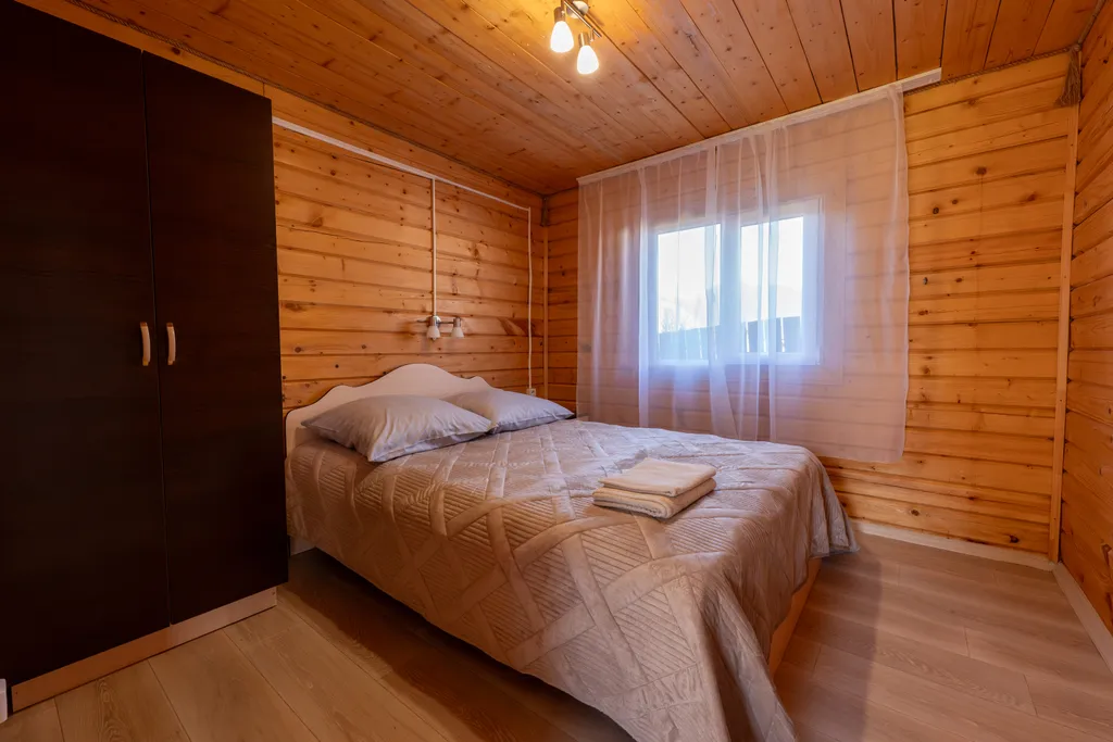 Трёхкомнатный коттедж с видом на горы