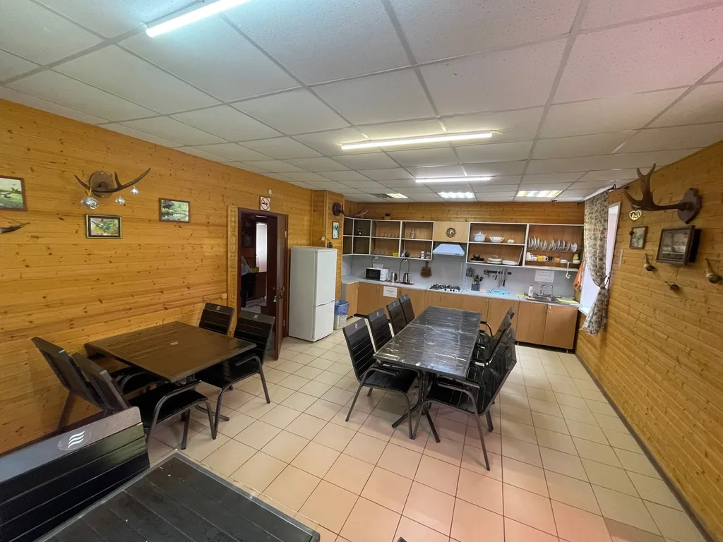 Гостевой дом для большой компании на берегу озера