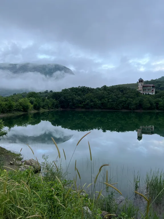 Уютный коттедж рядом с озером