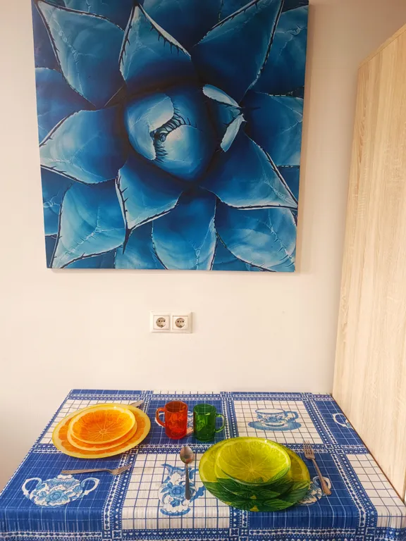 Трёхместная студия у Крокус Экспо и станции метро МЦД-D2 Пенягино