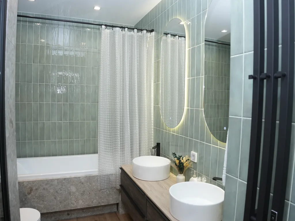 Трехкомнатная квартира в историческом центре