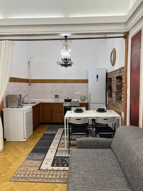 Квартира Квартира с антикварной мебелью — Москва