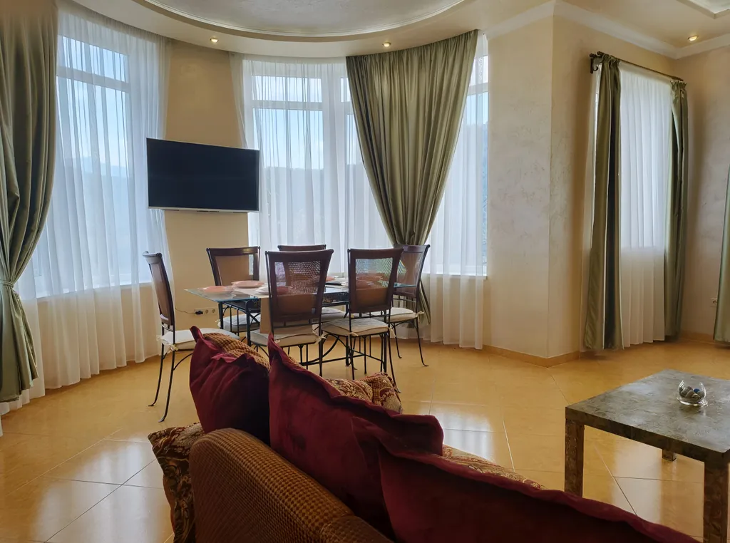 Коттедж Коттедж с видом на форелевые озёра — Казачий Брод