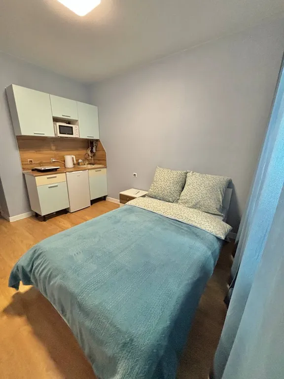 Студия рядом с авторынком