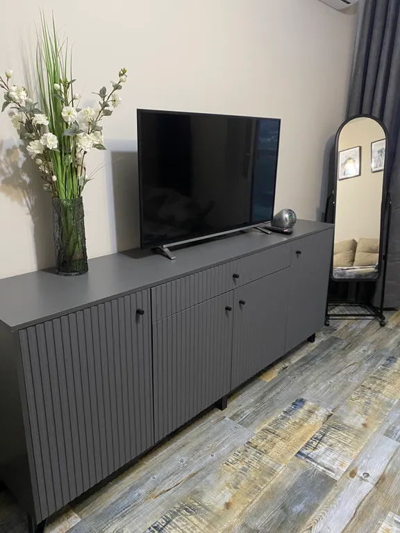 Большая светлая студия в новом доме, удобное бесконтактное заселение