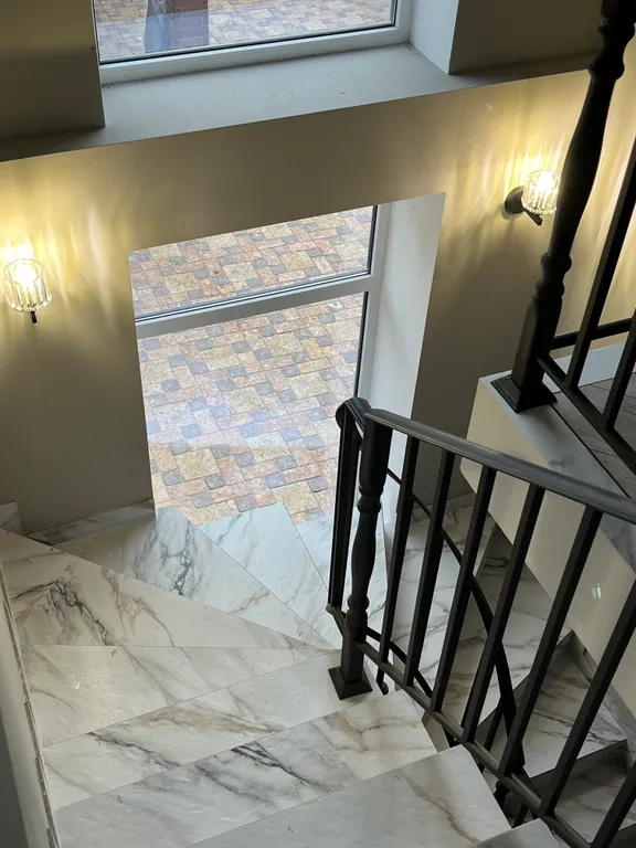 Двухэтажный коттедж на берегу Каспийского моря