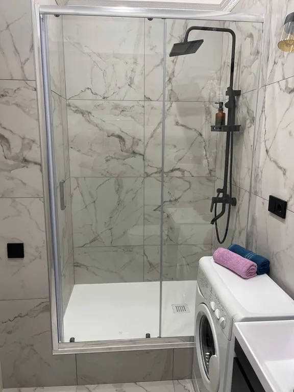 Студия с современным ремонтом