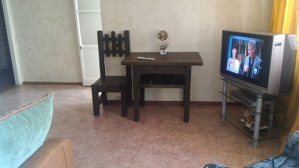 Экономная двухкомнатная квартира на Госцирке до 8-10 человек