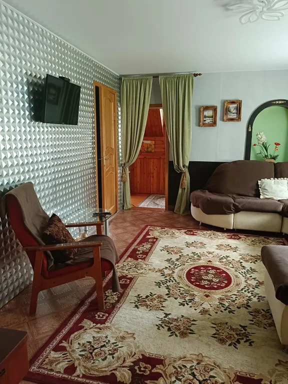 Уютный 2-этажный дом с положительной аурой